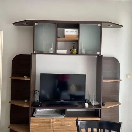 2br Sea Walk Condo, Center, Kitchen, Wifi Apartment Varna